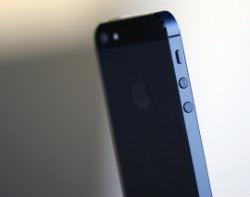 Що відомо про iPhone 5S на сьогоднішній день?