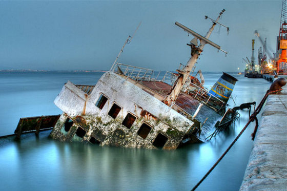 Фотографіі затонулих кораблей