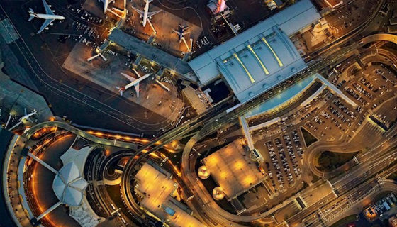 Фотографії аеропортів і терміналів з висоти пташиного польоту