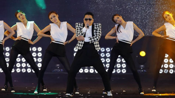 Невже новий кліп PSY обставить Gangnam Style?