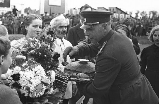 Як жили радянські солдати під час Другої світової [79 фото]
