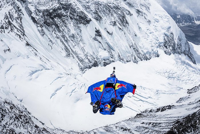 Найвищий бейс-стрибок здійснив бейсджампер з Евересту