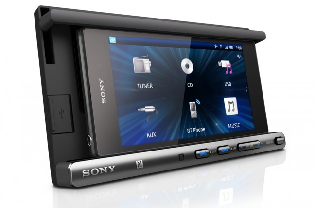 Sony XSP-N1BT перетворює смартфон в медіасистему для автомобіля