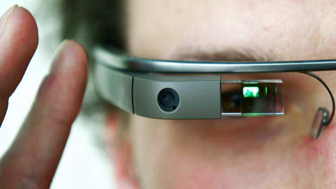 Google Glass виходить у світ