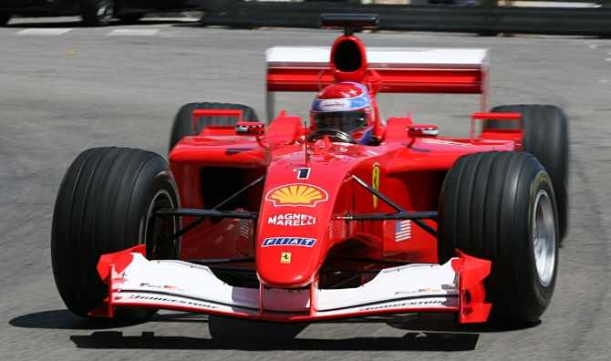 Болід Ferrari F2001 виставлений на продаж