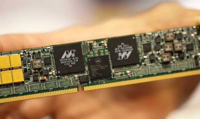 SanDisk випускає SSD ULLtraDIMM для слотів пам’яті DDR3