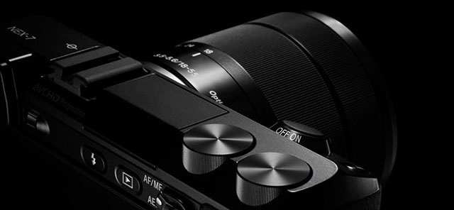 Перші чутки про беззеркальну камеру Sony A7000